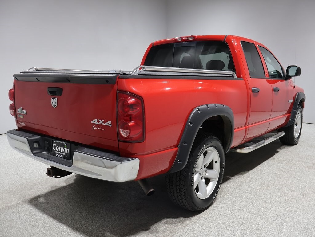 2008 Dodge Ram SLT photo 2