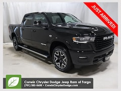 2026 Ram 1500 LARAMIE CREW CAB 4X4 5'7 BOX Pickup