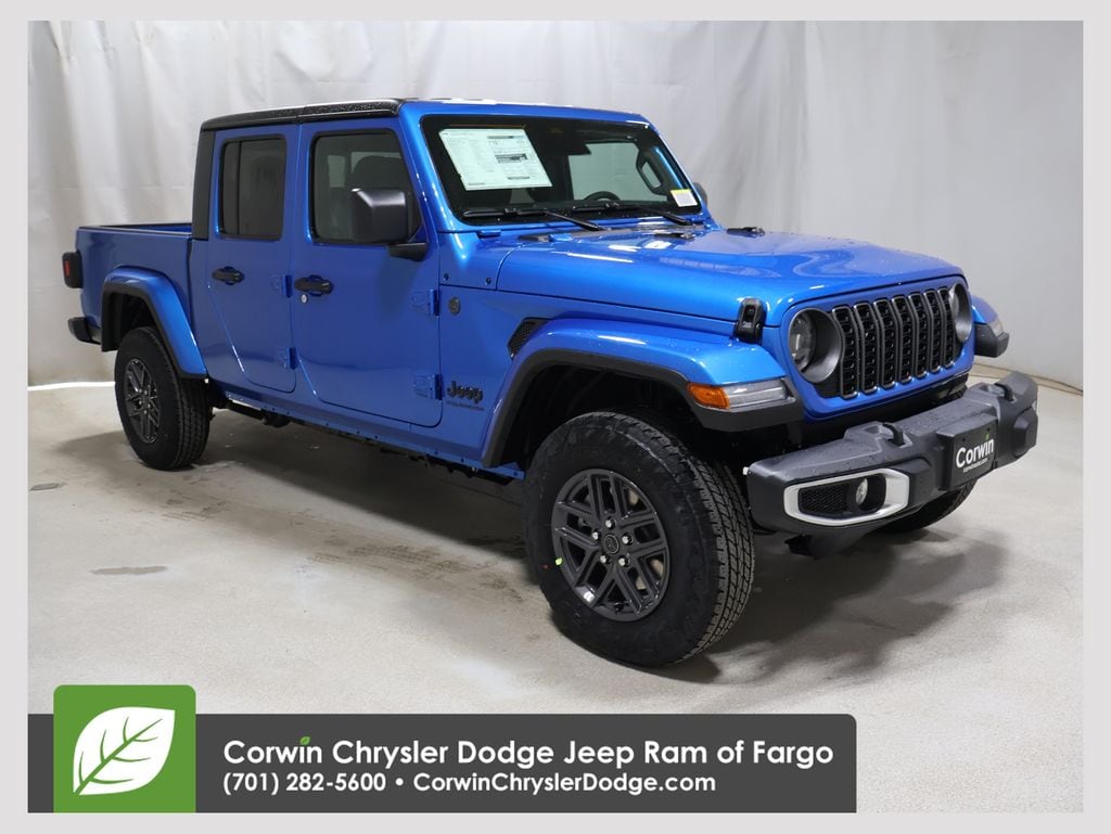 2026 Jeep Gladiator Sport S Auto's photo