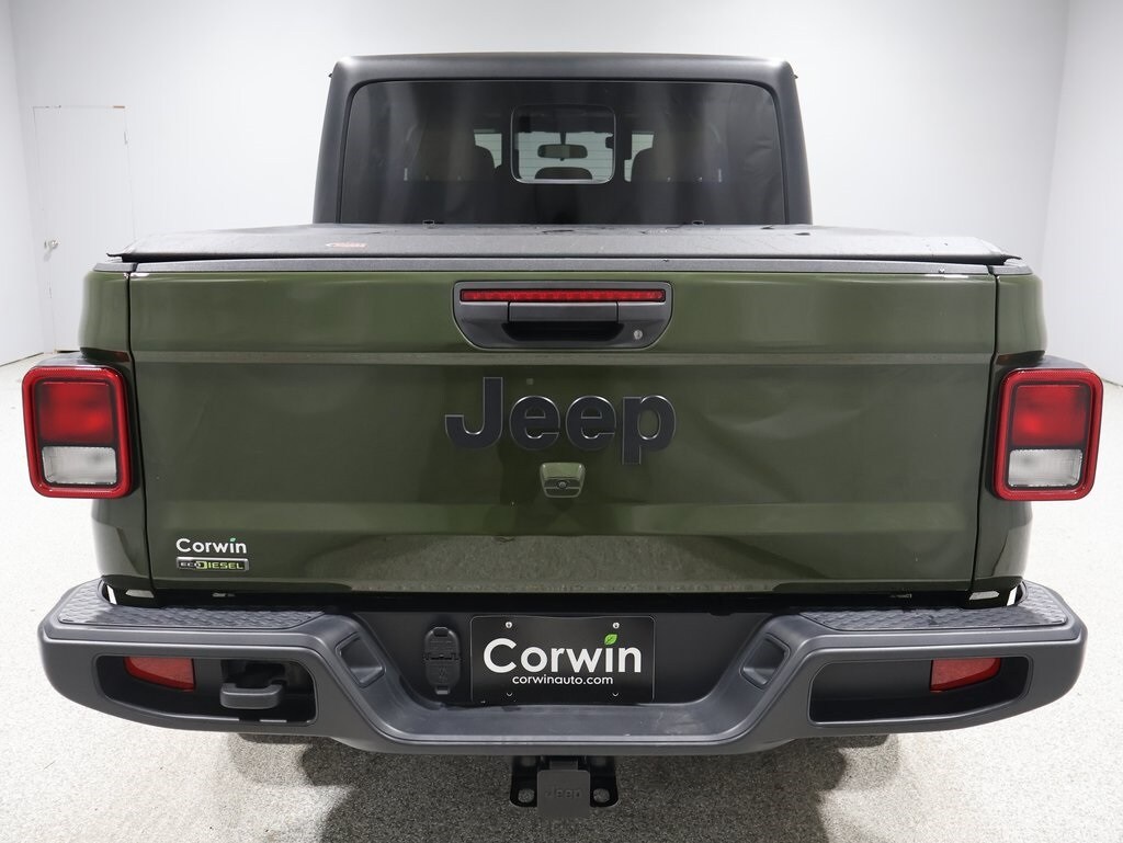 2022 Jeep Gladiator Sport photo 3