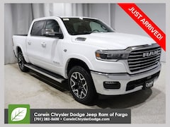 2026 Ram 1500 LARAMIE CREW CAB 4X4 5'7 BOX Pickup