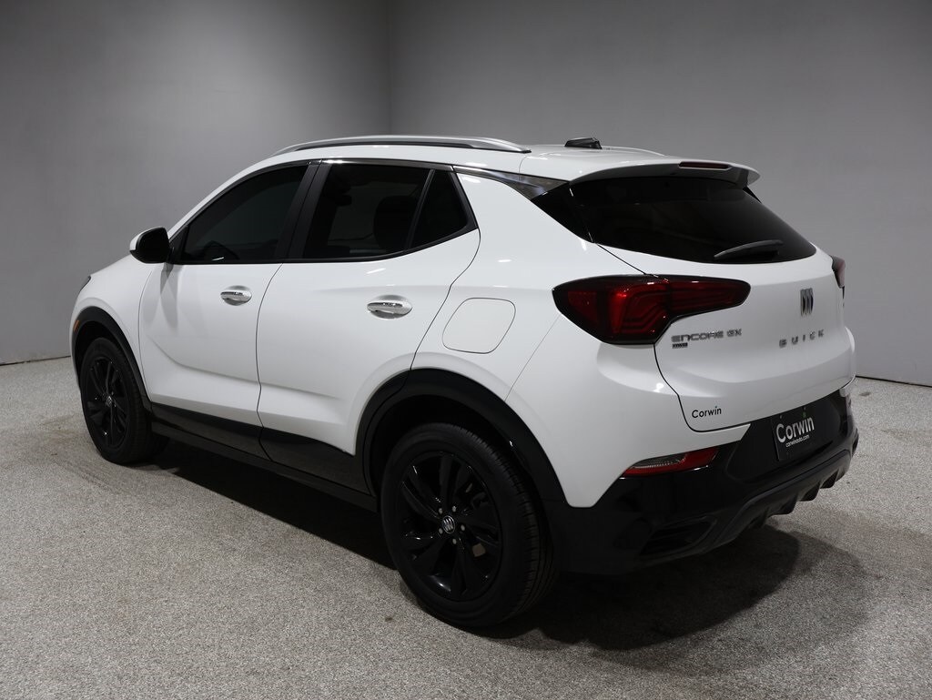 2024 Buick Encore GX Sport Touring photo 3
