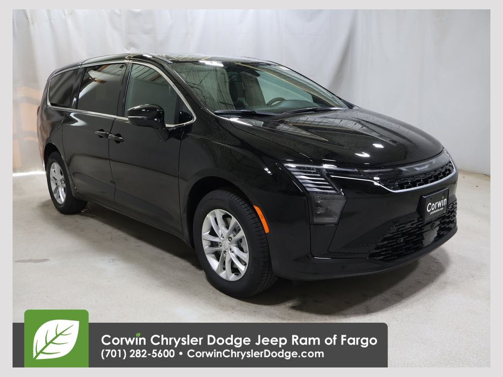 2027 Chrysler Pacifica Select AWD's photo