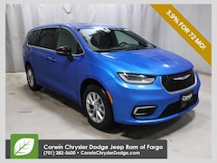 2026 Chrysler Pacifica LIMITED AWD Passenger Van