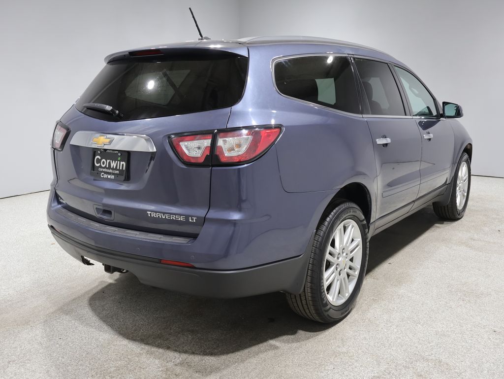 Used 2014 Chevrolet Traverse 1LT with VIN 1GNKRGKD6EJ303588 for sale in Fargo, ND