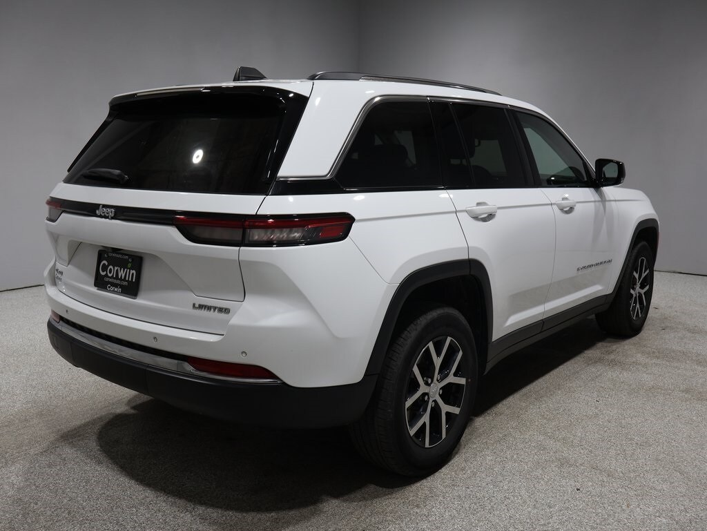 2023 Jeep Grand Cherokee Limited photo 2