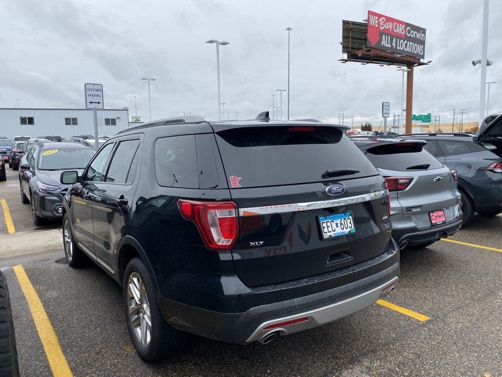 Used 2017 Ford Explorer XLT SUV