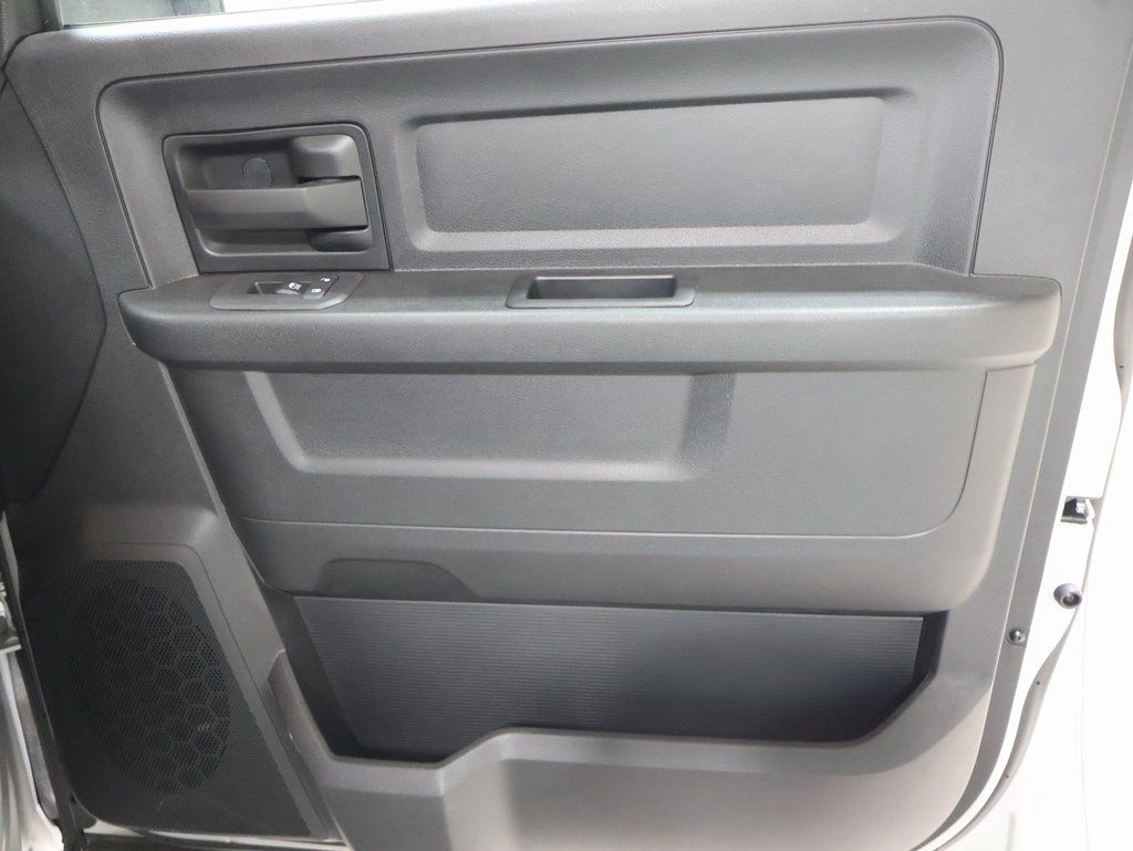 2026 RAM 3500 Tradesman - Photo 19