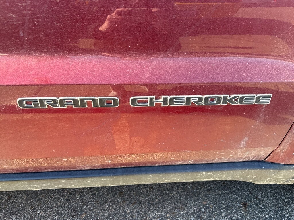 Used 2020 Jeep Grand Cherokee Laredo SUV