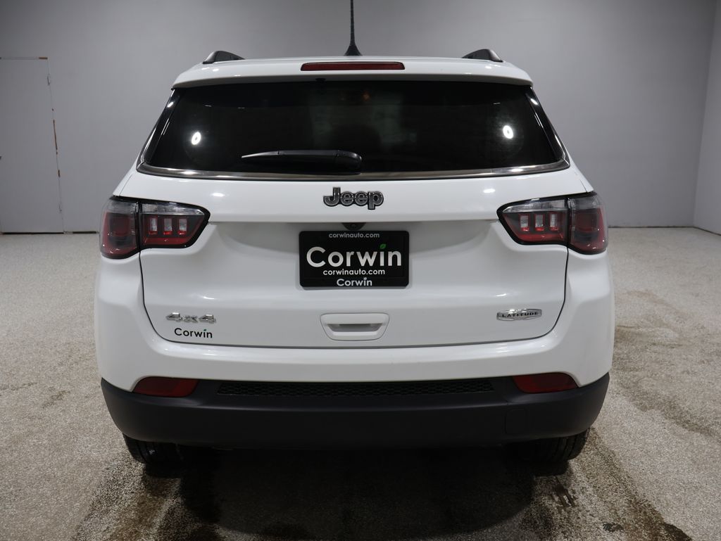 2024 Jeep Compass North Edition Latitude photo 2