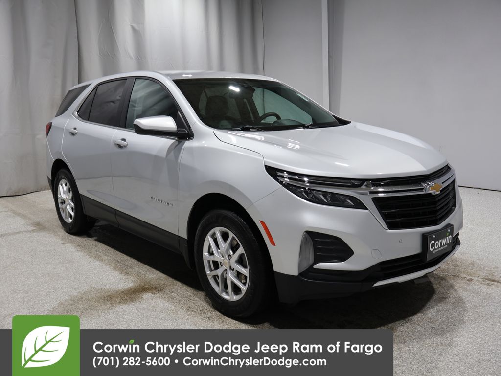 2022 Chevrolet Equinox LT's photo