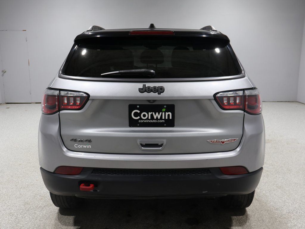 2020 Jeep Compass Trailhawk photo 3