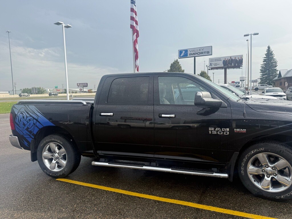 2014 Ram 1500 Big Horn photo 3
