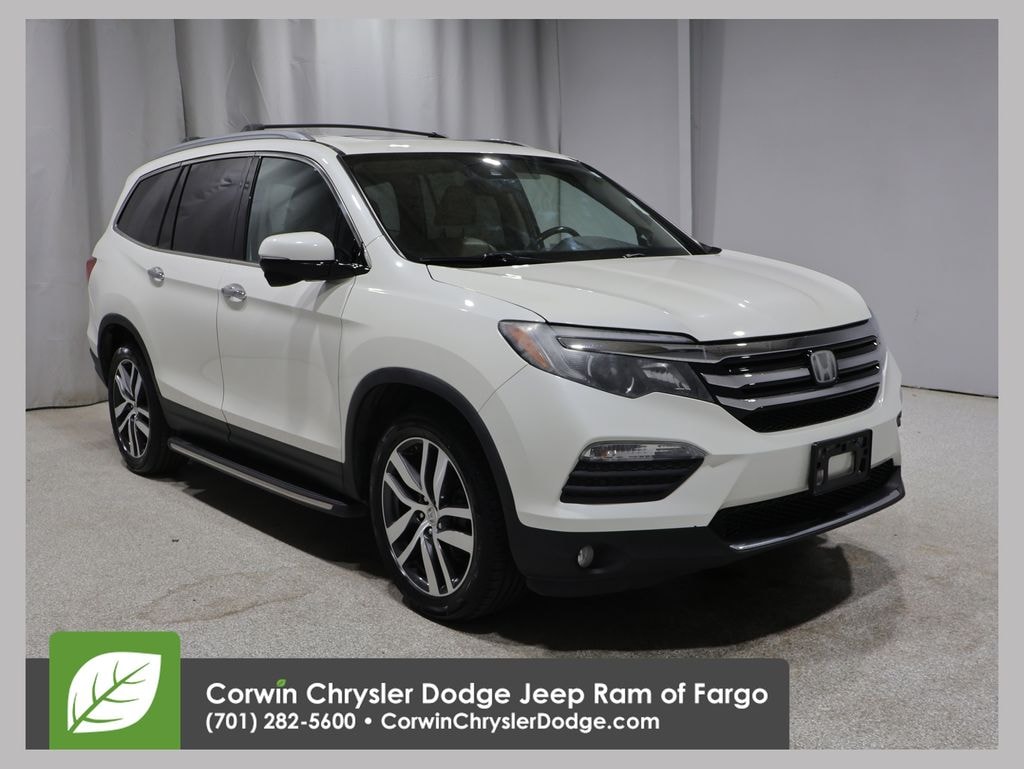 Used 2017 Honda Pilot Touring AWD SUV