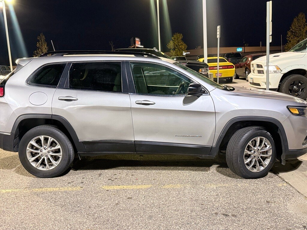 Used 2022 Jeep Cherokee Latitude Lux SUV