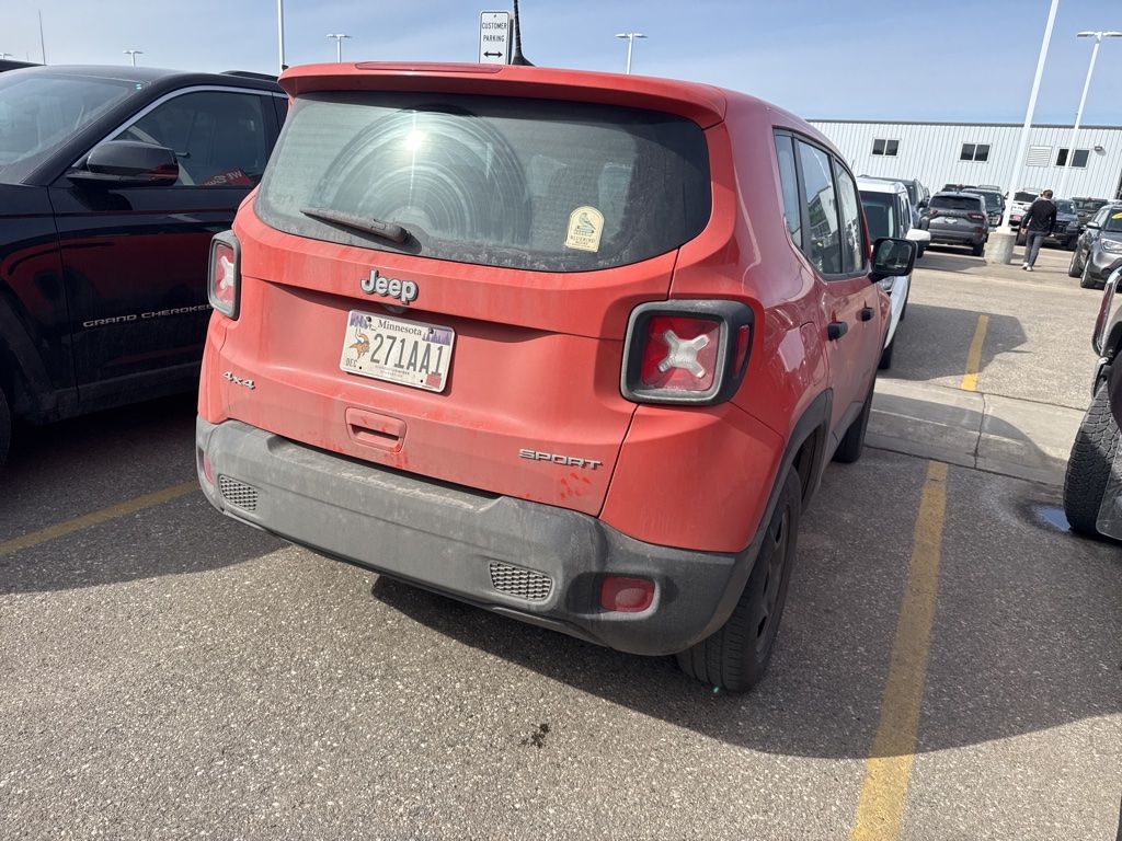 2020 Jeep Renegade Sport photo 3