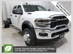 2026 Ram 5500 Chassis Cab TRADESMAN  CREW  4X4 84' CA Pickup