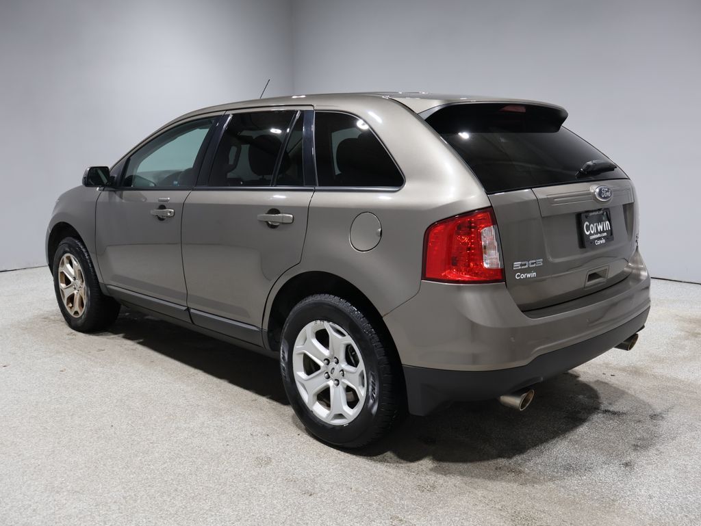 2013 Ford Edge SEL photo 4