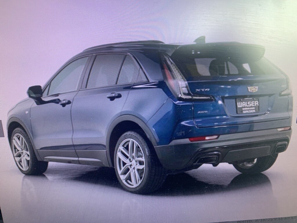 2019 Cadillac XT4 Sport photo 4