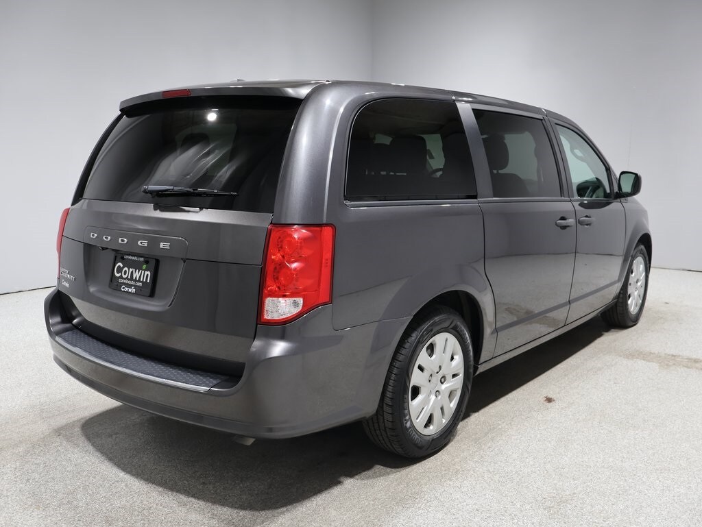 2020 Dodge Grand Caravan SE photo 2