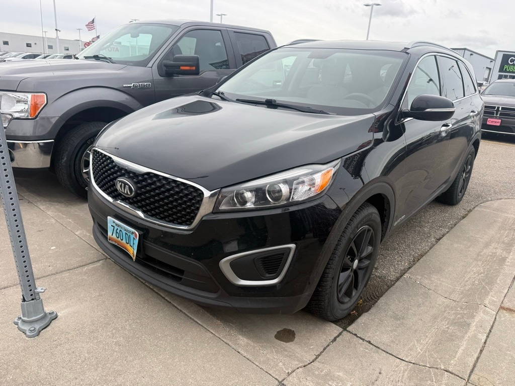 Used 2017 Kia Sorento 3.3L LX SUV