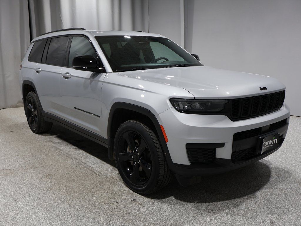 2024 Jeep Grand Cherokee L Altitude's photo