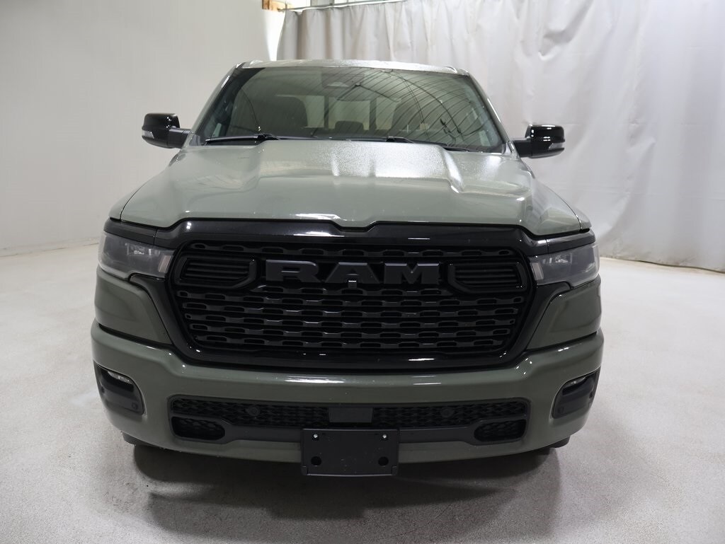 2025 Ram 1500 Big Horn photo 2