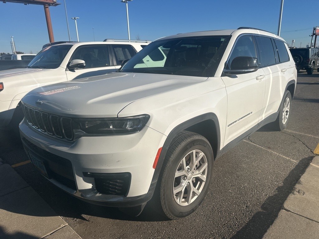 2023 Jeep Grand Cherokee Limited photo 2