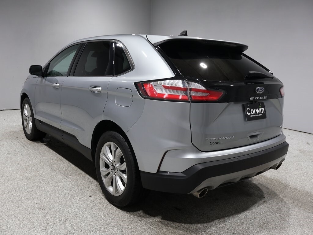 2024 Ford Edge Titanium photo 4