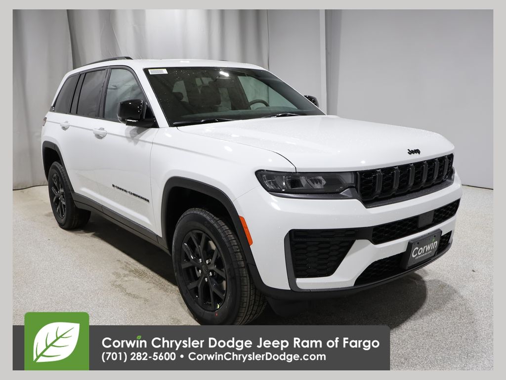 2026 Jeep Grand Cherokee Laredo Altitude 4x4's photo