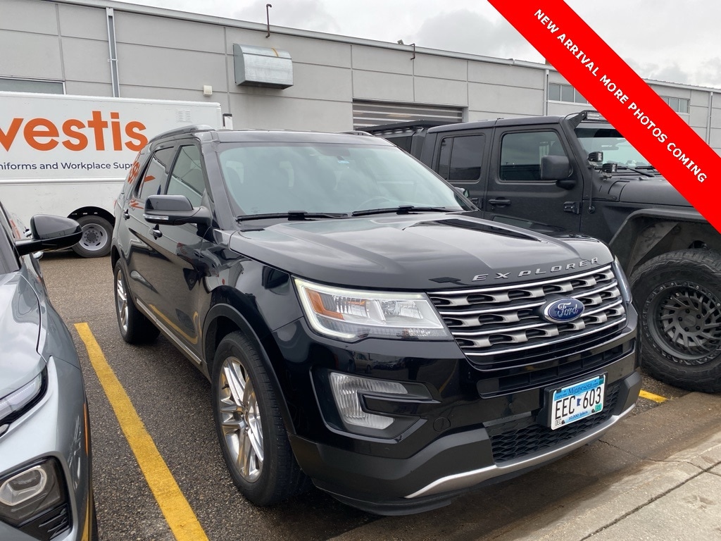 Used 2017 Ford Explorer XLT SUV