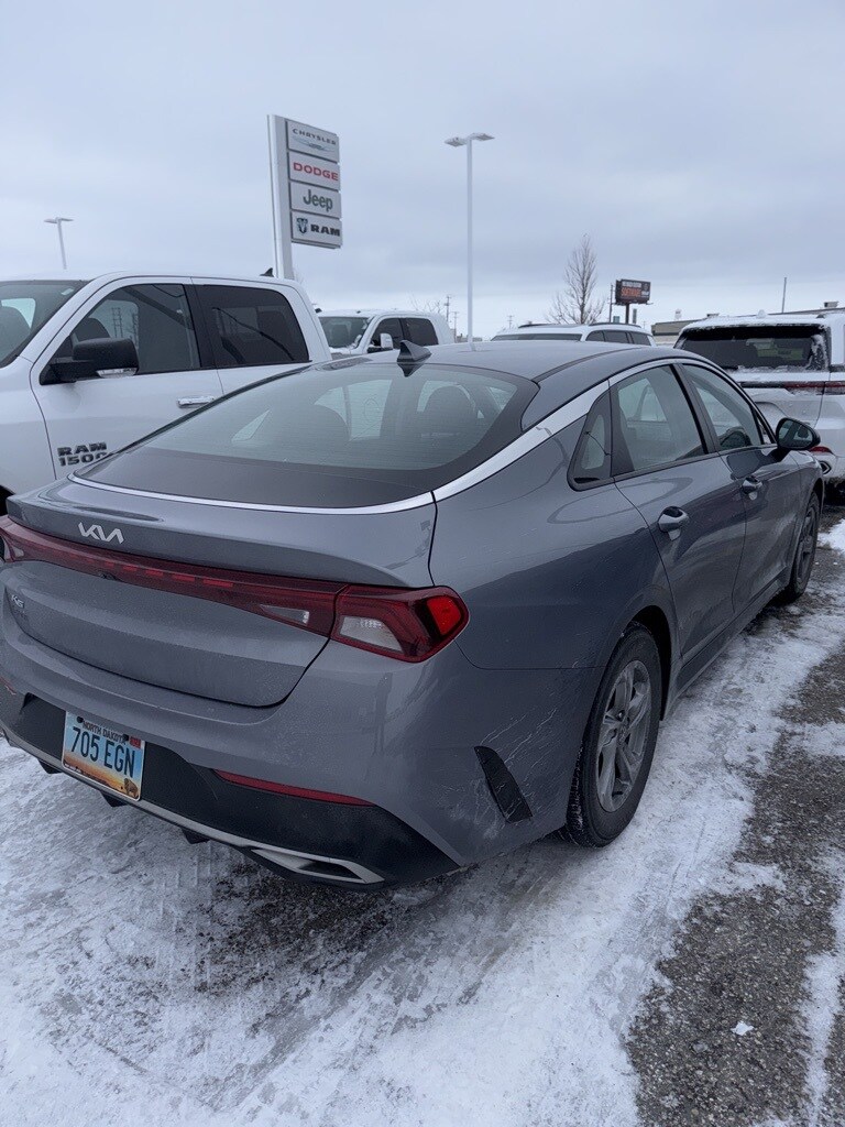 2022 Kia K5 LXS photo 2