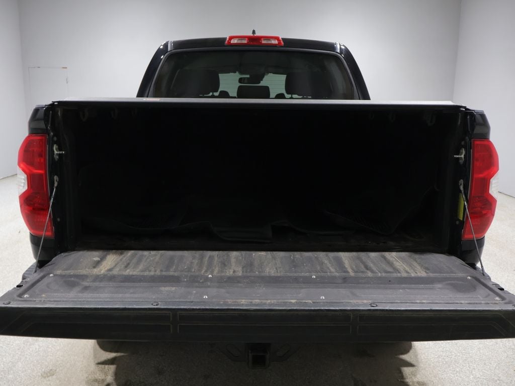 2021 Toyota Tundra SR5 CrewMax photo 4