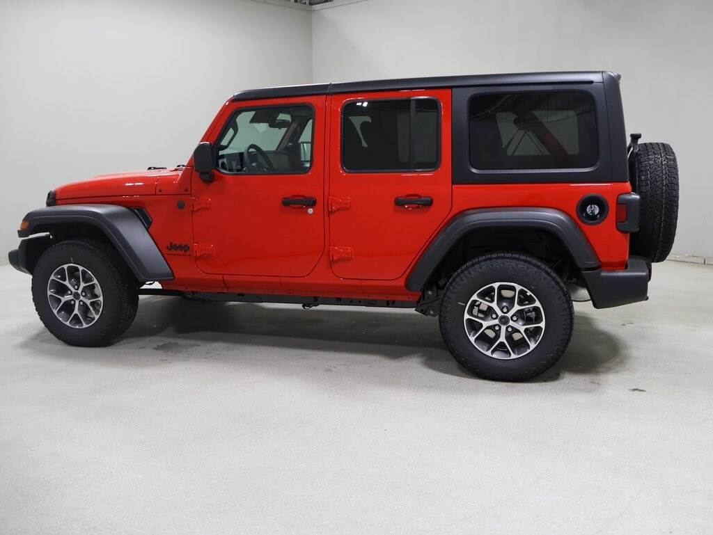 2025 Jeep Wrangler Sport S photo 4