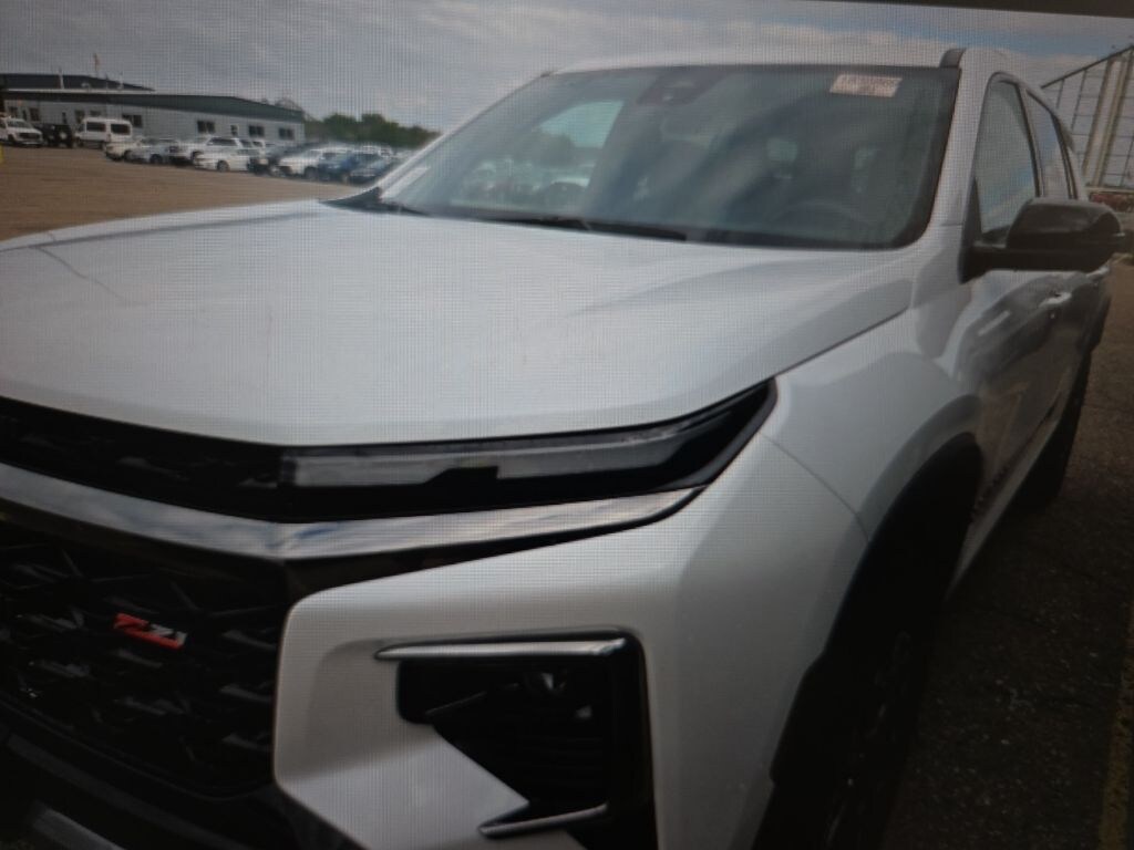 Used 2024 Chevrolet Traverse Z71 SUV