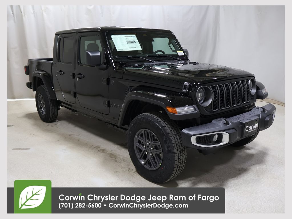 2026 Jeep Gladiator Sport S Auto's photo