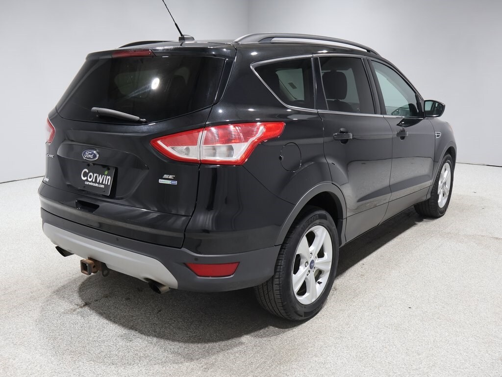 2014 Ford Escape SE photo 2