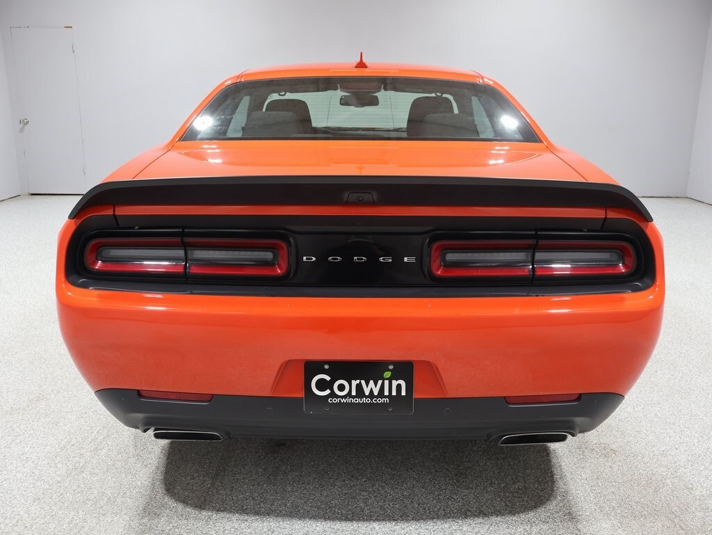 2021 Dodge Challenger R/T Scat Pack photo 3