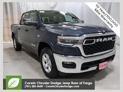 2026 Ram 1500 BIG HORN CREW CAB 4X4 5'7 BOX Pickup