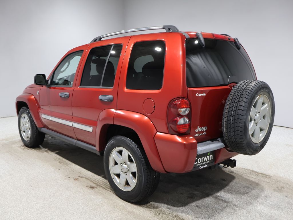 2006 Jeep Liberty Limited photo 3