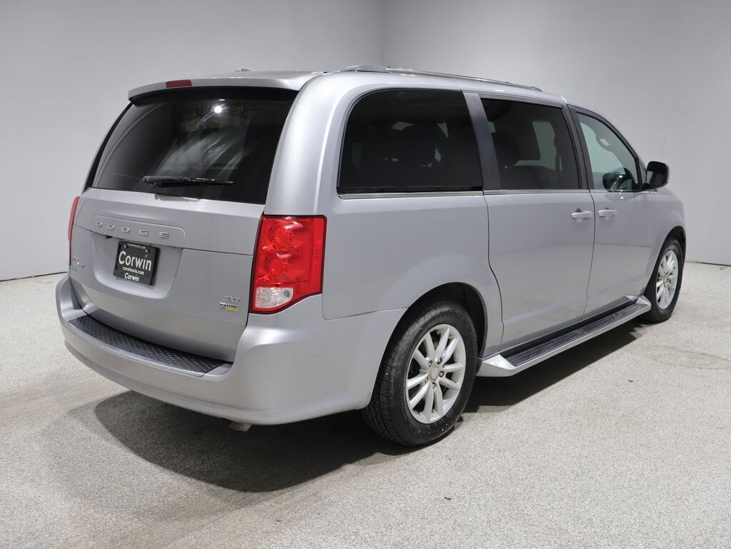 Used 2019 Dodge Grand Caravan SXT Van Passenger Van