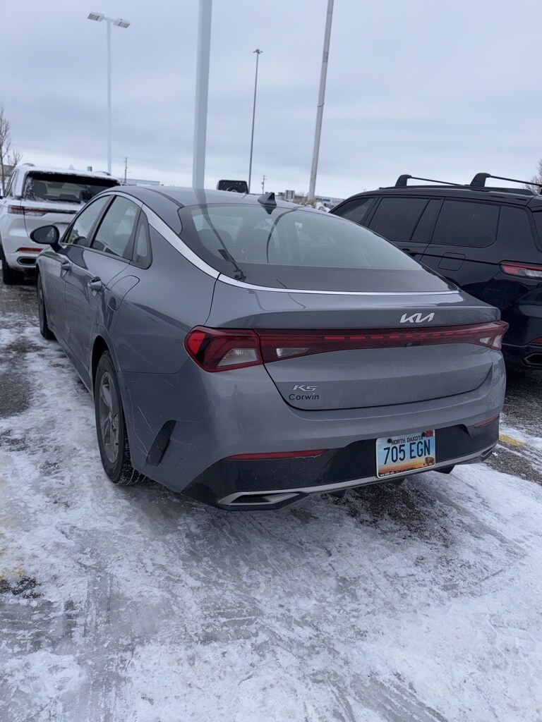 2022 Kia K5 LXS photo 3