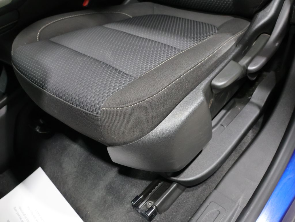 2023 GMC Acadia SLE - Photo 12