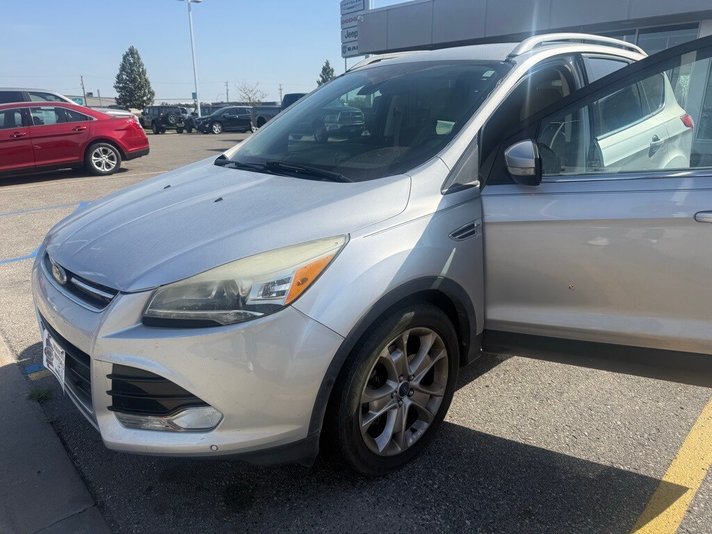 2014 Ford Escape Titanium photo 2