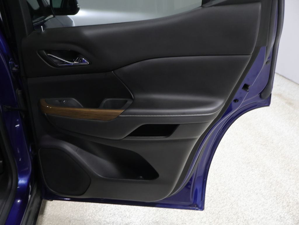 2023 GMC Acadia SLE - Photo 20