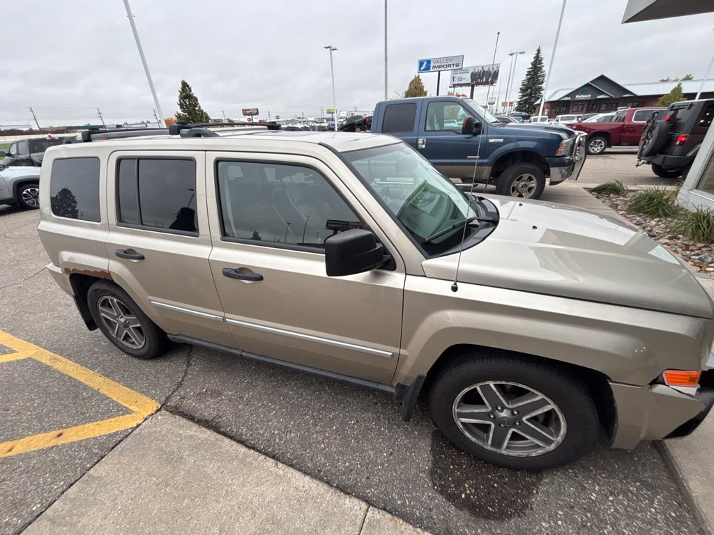 Used 2009 Jeep Patriot Limited with VIN 1J8FF48BX9D223246 for sale in Fargo, ND