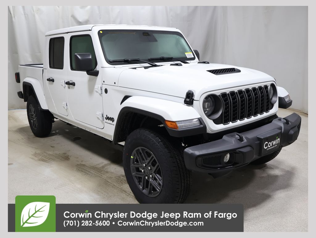 2026 Jeep Gladiator Sport S Auto's photo