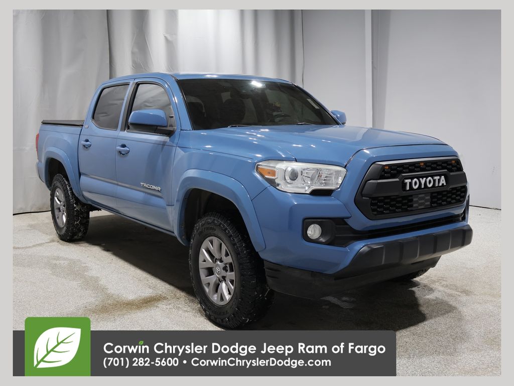 2019 Toyota Tacoma SR5's photo