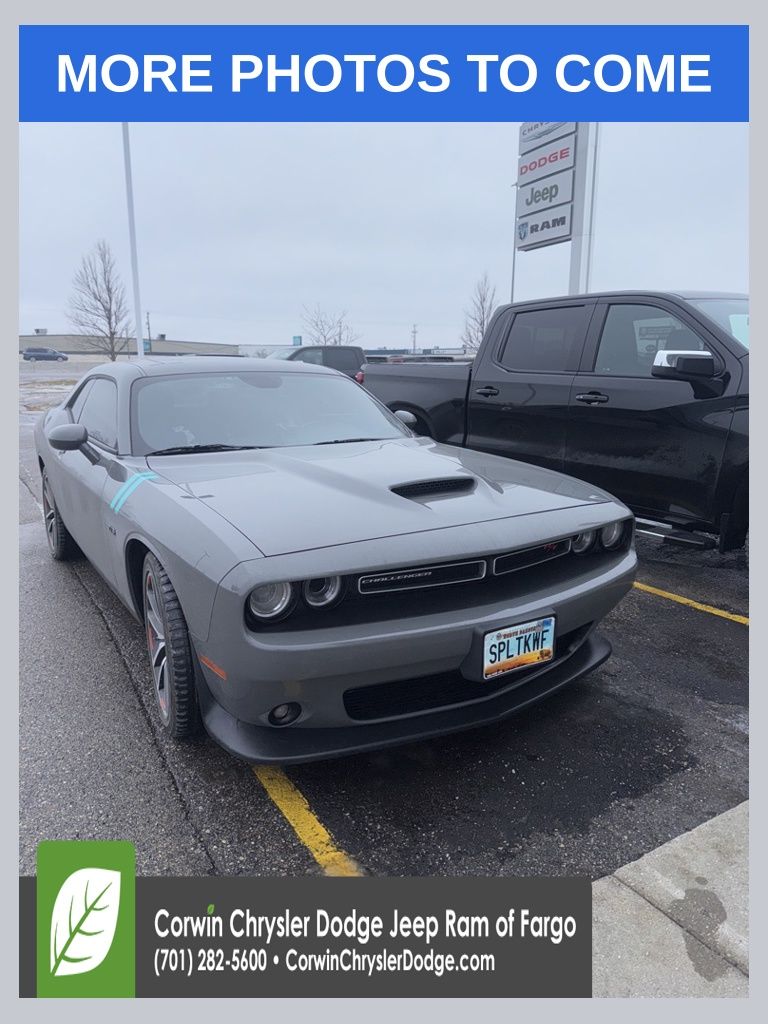 2023 Dodge Challenger R/T's photo