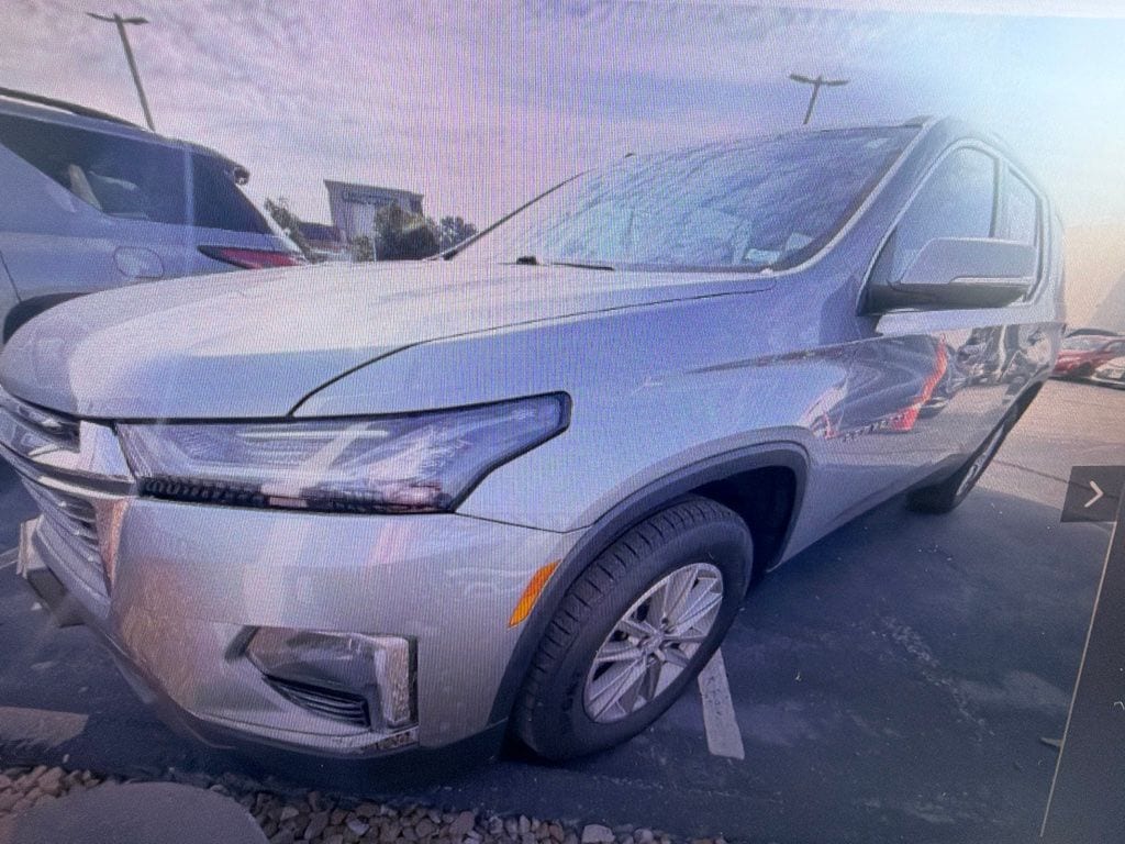 Used 2023 Chevrolet Traverse LT Cloth w/1LT SUV